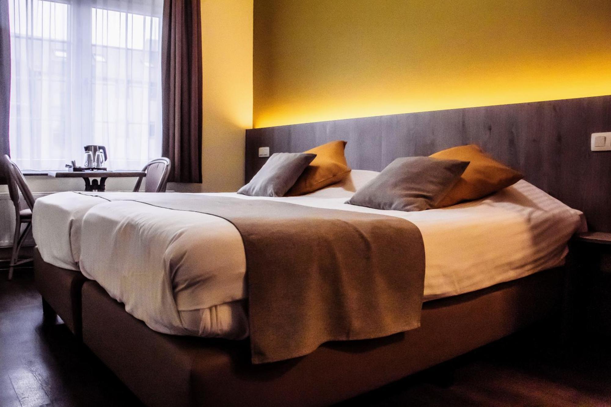 Hotel Des Postes Уфализ Екстериор снимка