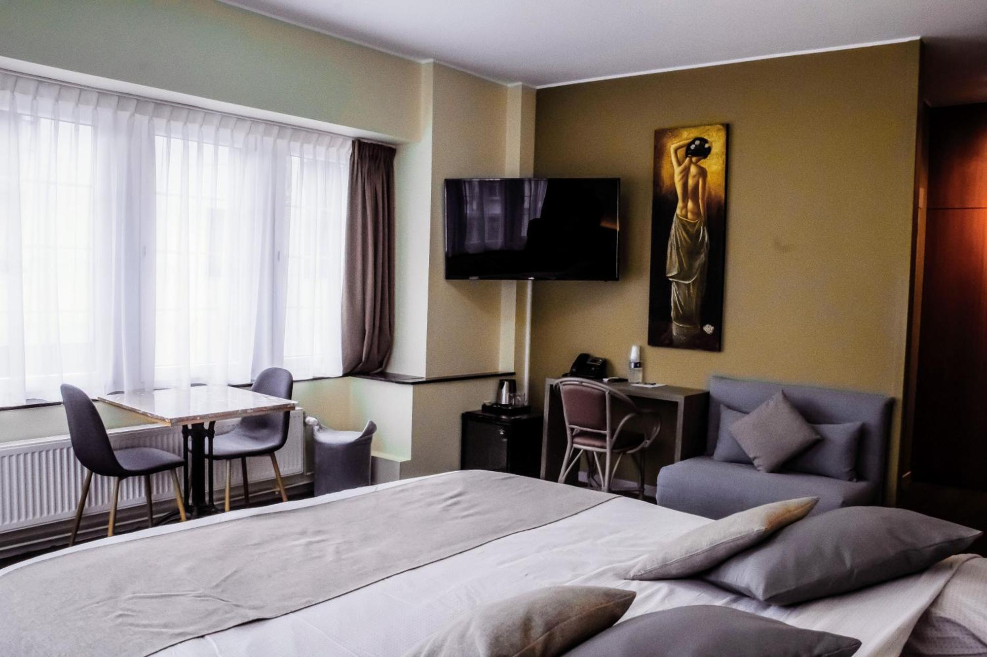 Hotel Des Postes Уфализ Екстериор снимка